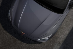 CUPRA Leon Sportourer - voiture de couleur gris graphène