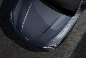 CUPRA Leon - la voiture de couleur Gris Magnétique Métalisé.